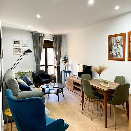 El Cordon Con Garaje Apartment *